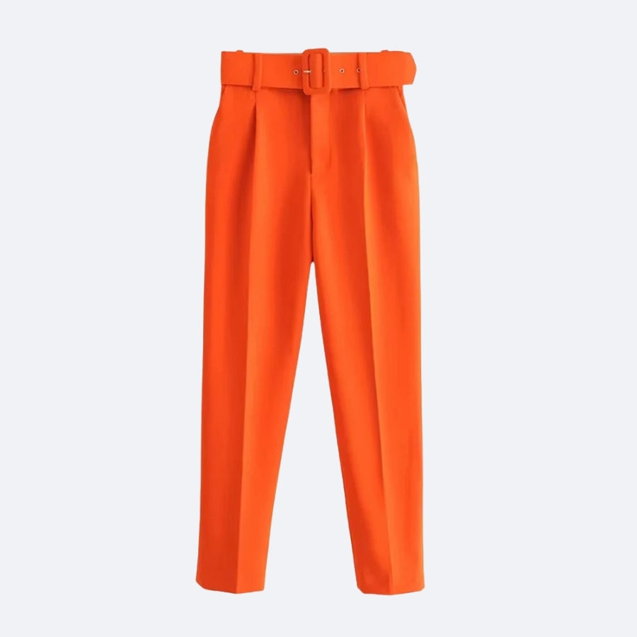 Pantalon Orange avec Ceinture – Touche Vibrante et Élégance Structurée