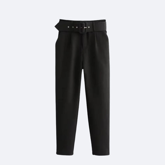 Pantalon Noir avec Ceinture – Élégance Structurée et Modernité