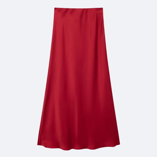 Jupe Longue Satinée Rouge – Charme & Passion