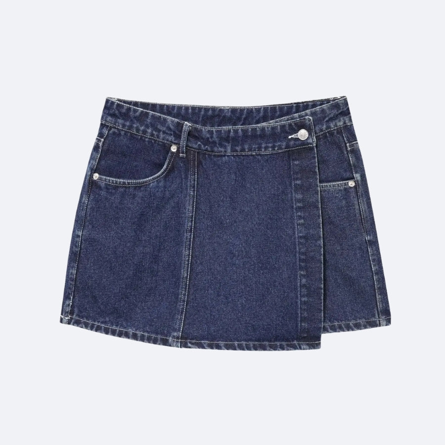 Jupe Courte en Jean – L’Indispensable du Dressing