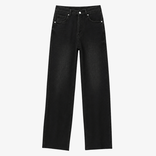 Straight Black Jeans – Elegance & Versatility